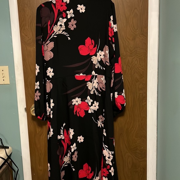 NWT Liz Claiborne long sleeved floral dress size 18 - Picture 4 of 5